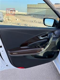 هيونداي أزيرا